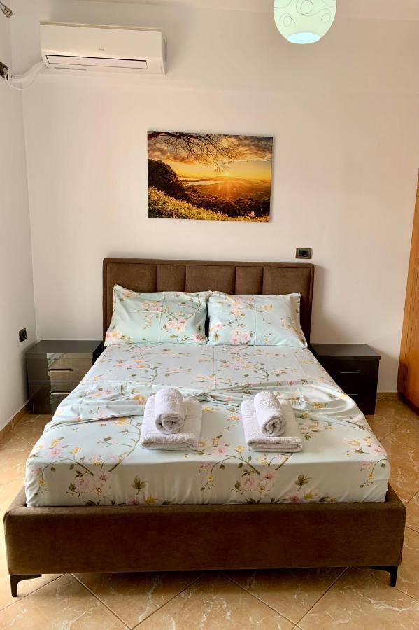 Bardhi Apts Sarandë Exterior foto