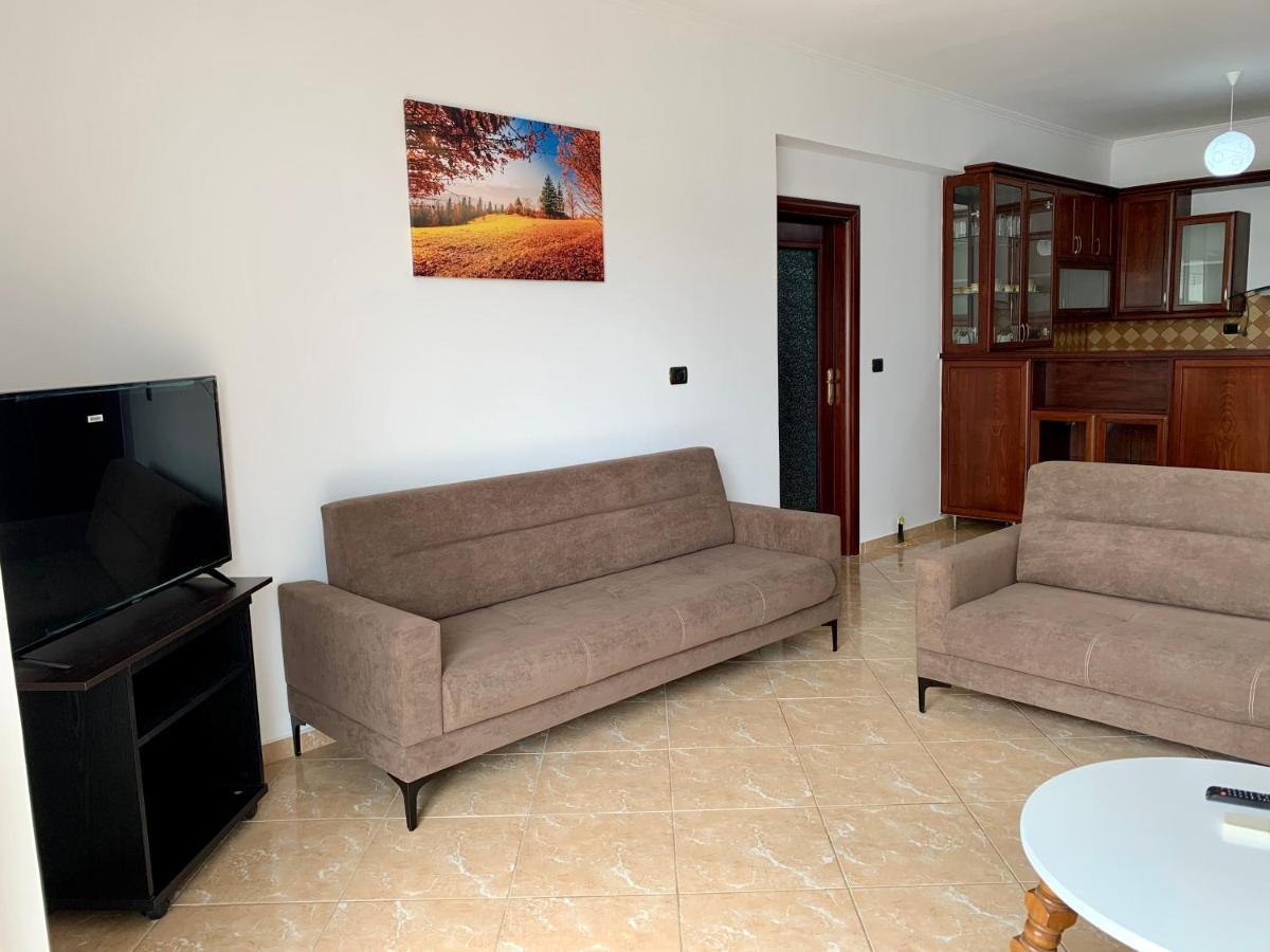 Bardhi Apts Sarandë Exterior foto