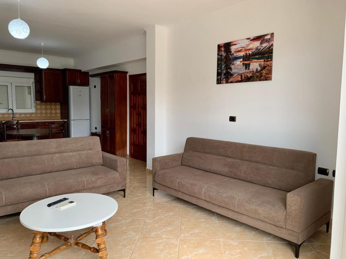 Bardhi Apts Sarandë Exterior foto
